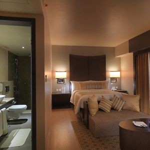 Executive King Suite